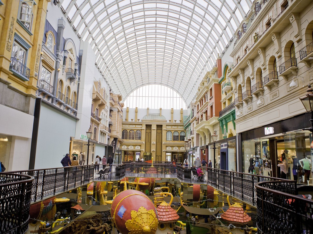 West Edmonton Mall and the Whitemud Drive Henday corridor