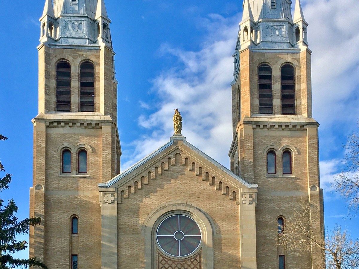 Cathedral district along 13th Avenue — heritage walk-ups south of downtown Regina