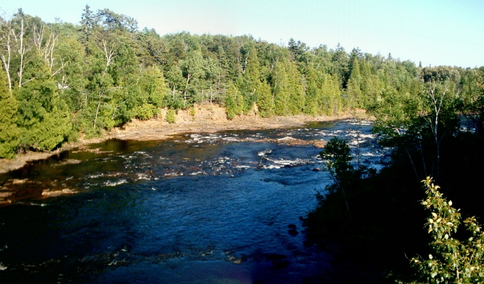 Current River from Black Bay Bridge — northeast Thunder Bay residential corridor